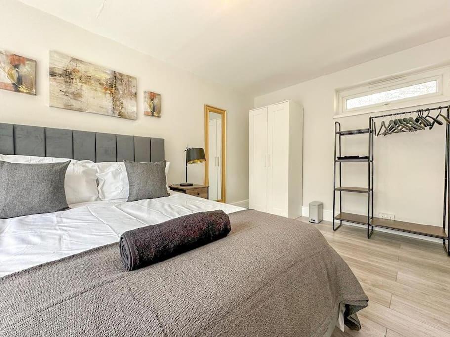 New Cosy Luxury 3 Bedroom House In Battersea ロンドン エクステリア 写真